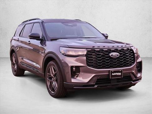 New 2026 Ford Explorer ST-Line w/ ST-Line Street Pack image 7