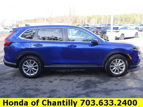 Used 2025 Honda CR-V EX image 8