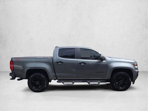 Used 2022 Chevrolet Colorado Z71 w/ Trail Boss Package AWD/4WD image 4
