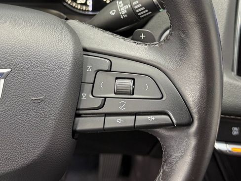 Used 2019 Cadillac XT4 Premium Luxury w/ Driver Awareness Package AWD/4WD image 17