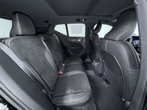 Used 2023 Volvo XC40 Recharge Plus AWD/4WD image 17