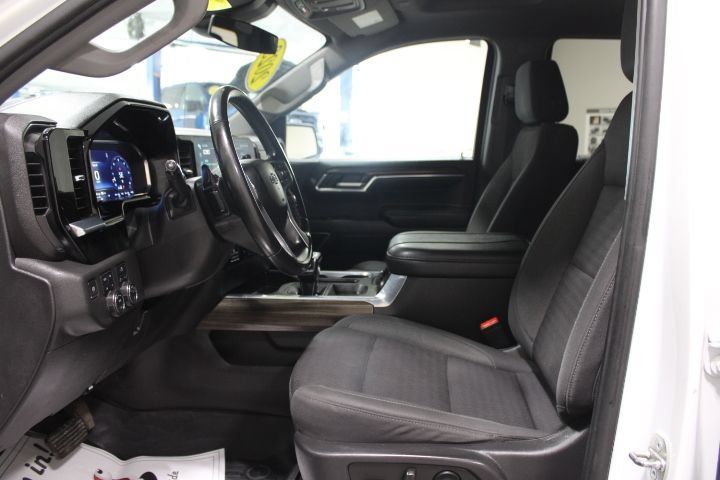 Used 2023 Chevrolet Silverado 1500 LT Trail Boss w/ Protection Package AWD/4WD image 19