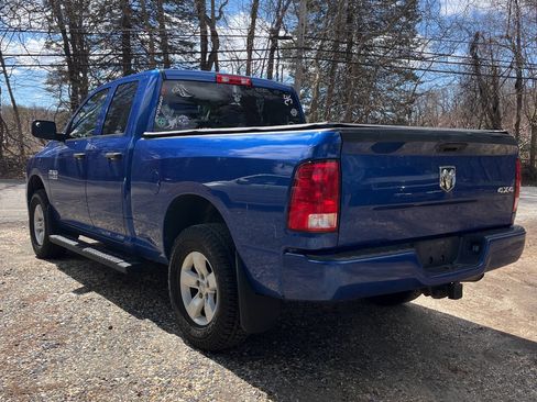 Used 2018 RAM 1500 Express image 2