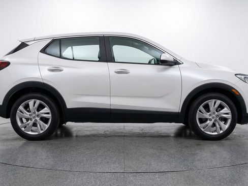 Used 2025 Buick Encore GX Preferred image 11