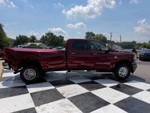 Used 2022 RAM 3500 Laramie AWD/4WD image 6