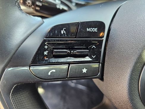 Certified 2025 Hyundai Elantra Sport FWD image 25