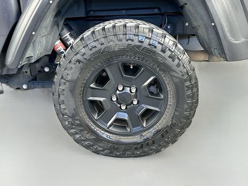 Used 2022 Jeep Gladiator Mojave w/ Cold Weather Group AWD/4WD image 34