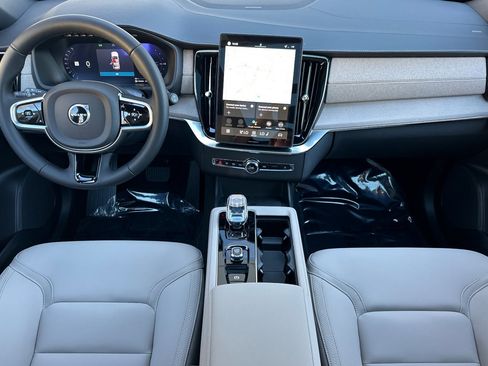 New 2026 Volvo XC90 T8 Plus image 11