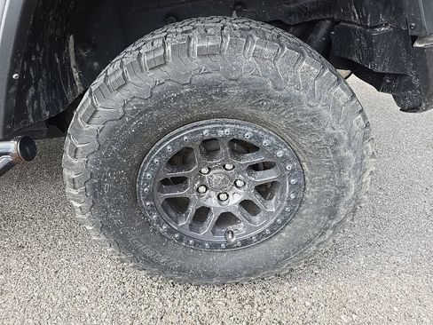 Used 2022 Jeep Wrangler Unlimited Rubicon w/ Xtreme Recon 35" Tire Package AWD/4WD image 11