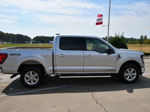 Used 2024 Ford F150 XLT w/ Mobile Office Package image 10