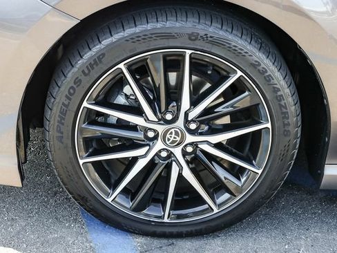 Used 2024 Toyota Camry SE FWD image 9
