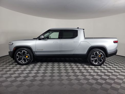 Used 2023 Rivian R1T Adventure image 2