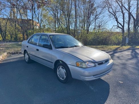 Used 2000 Toyota Corolla CE image 4