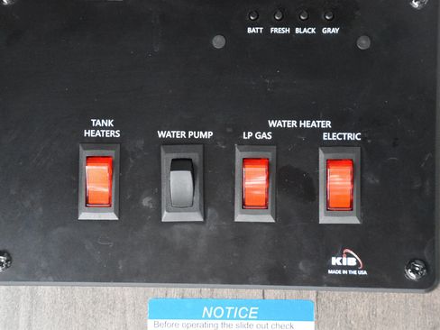 Used 2024 Ford E-450 and Econoline 450 Super Duty w/ Motorhome Prep Package image 34