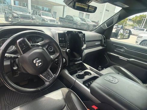 Used 2023 RAM 1500 Laramie AWD/4WD image 7
