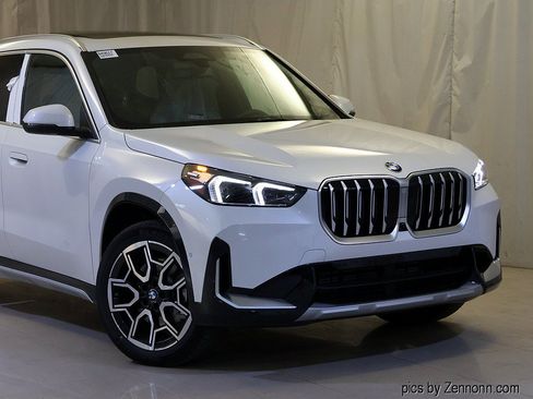 New 2026 BMW X1 xDrive28i w/ Technology Package AWD/4WD image 2