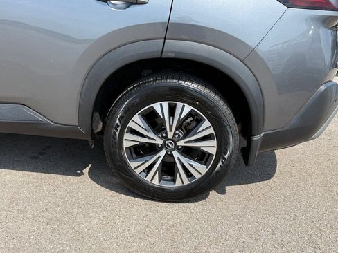 Used 2022 Nissan Rogue SV FWD image 39