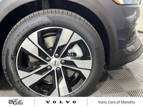 New 2026 Volvo V60 B5 Cross Country Plus w/ Protection Package Premier image 19