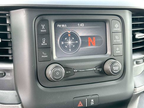 Used 2024 RAM 3500 Tradesman w/ Chrome Appearance Group image 20