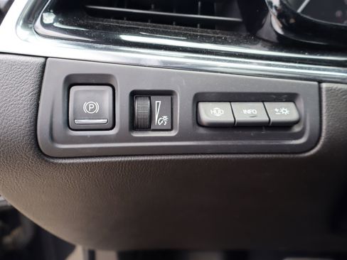 Used 2021 Cadillac XT6 Sport AWD/4WD image 15