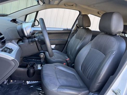 Used 2013 Chevrolet Spark LT image 11