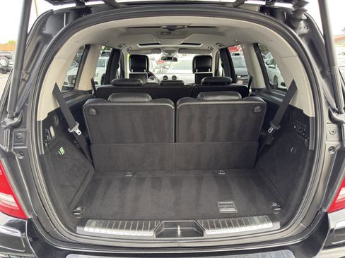 Used 2012 Mercedes-Benz GL 550 4MATIC image 30