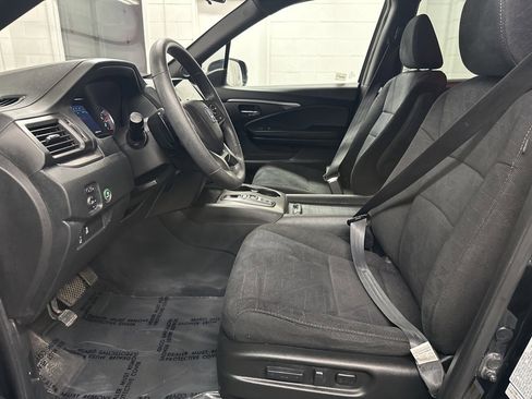 Used 2022 Honda Pilot Sport image 19