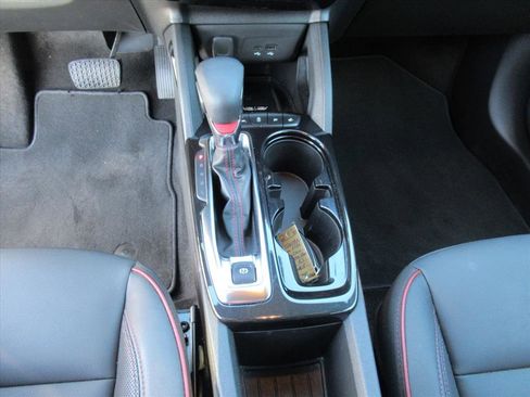 Used 2024 Chevrolet TrailBlazer RS w/ Convenience Package image 21