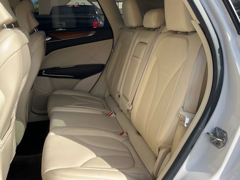 Used 2016 Lincoln MKC Reserve w/ Lincoln MKC Climate Package image 5