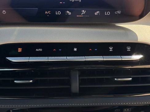 New 2026 Buick Enclave Preferred w/ Power Package FWD image 28