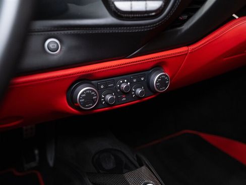 Used 2018 Ferrari 488 Spider RWD image 34