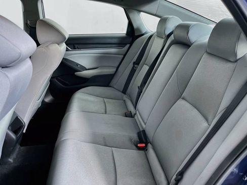 Used 2018 Honda Accord LX image 29