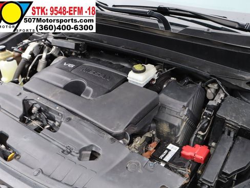 Used 2018 Nissan Pathfinder SL w/ SL Premium Package AWD/4WD image 22