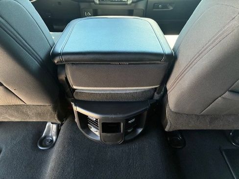 Used 2024 RAM 3500 Big Horn image 19