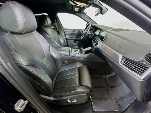 Used 2021 BMW X6 xDrive40i image 12