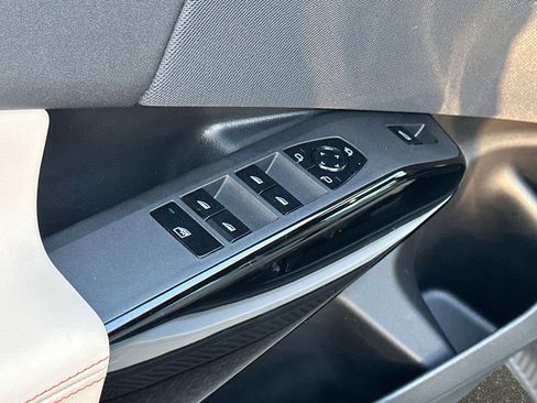 New 2026 BMW X3 xDrive30 w/ Premium Package image 19