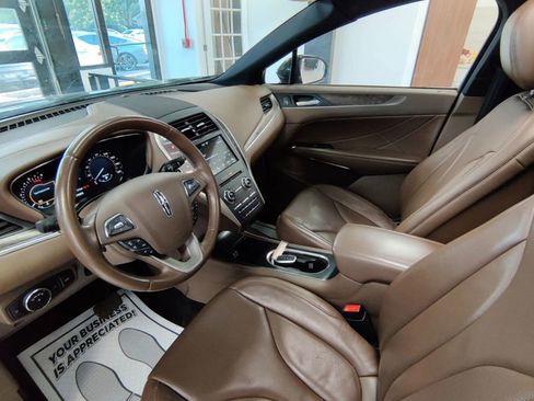 Used 2017 Lincoln MKC Reserve image 16