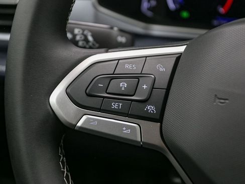 New 2026 Volkswagen Taos SEL AWD/4WD image 25