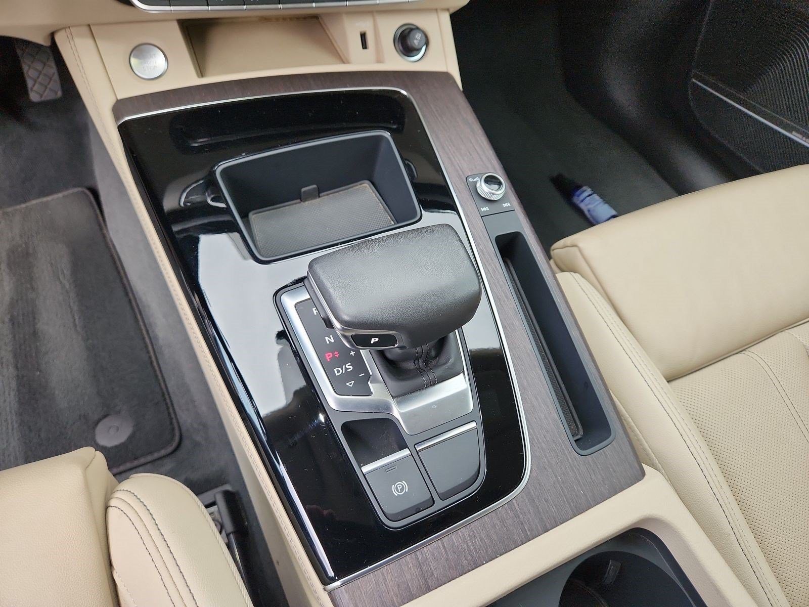 Used 2023 Audi Q5 2.0T Premium Plus w/ Premium Plus Package AWD/4WD image 25