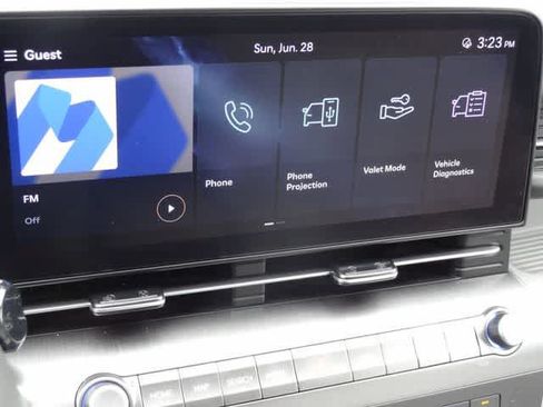 Used 2025 Hyundai Kona SEL FWD image 24