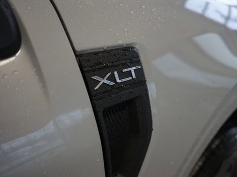 Used 2026 Ford Maverick XLT w/ XLT Luxury Package AWD/4WD image 16