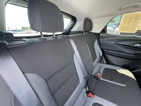 Used 2022 Chevrolet TrailBlazer LT w/ Convenience Package FWD image 28