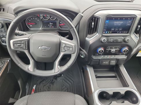 Used 2022 Chevrolet Silverado 1500 LT Trail Boss AWD/4WD image 11