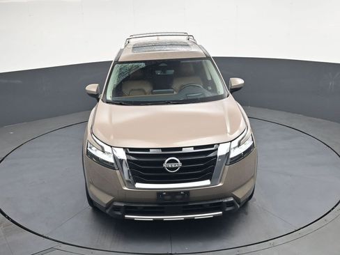 Used 2023 Nissan Pathfinder Platinum w/ Cargo Package AWD/4WD image 40