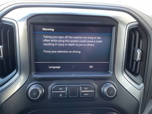 Used 2021 Chevrolet Silverado 1500 LT image 15