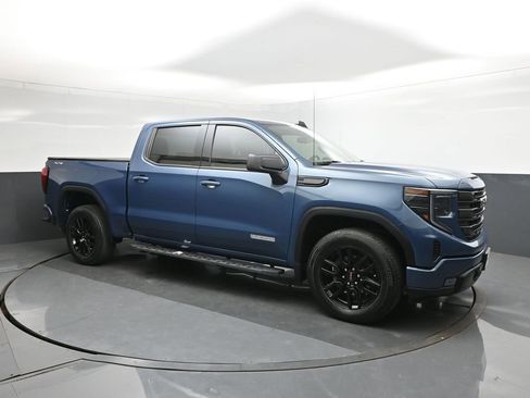 Used 2024 GMC Sierra 1500 Elevation image 17