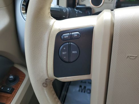 Used 2010 Ford Expedition Eddie Bauer image 24