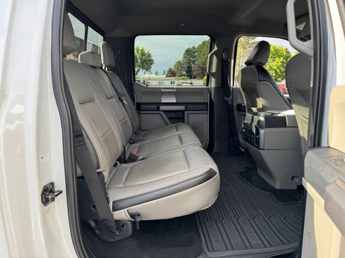 Used 2022 Ford F350 XLT w/ Black Appearance Package AWD/4WD image 33