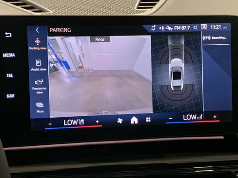 Certified 2026 BMW X2 xDrive28i w/ Convenience Package AWD/4WD image 21