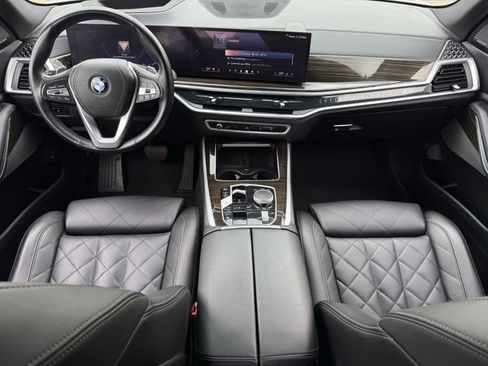 Used 2024 BMW X5 xDrive50e w/ Premium Package AWD/4WD image 12